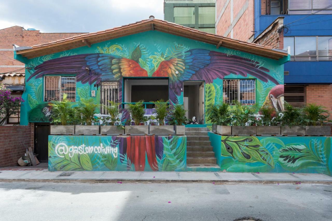 Gaston Coliving Hostel Меделин Екстериор снимка